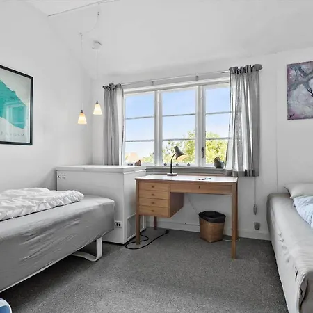 5599-gudhjem-grevens-dal-2 * Gudhjem